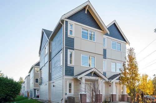 36-5377 8a Avenue  Delta, BC V4M 0E2
