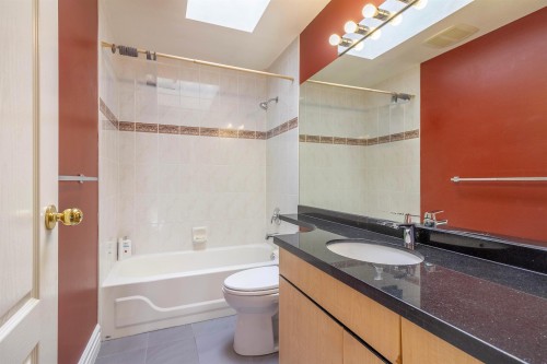 2115 Berkshire Crescent, Coquitlam, BC 