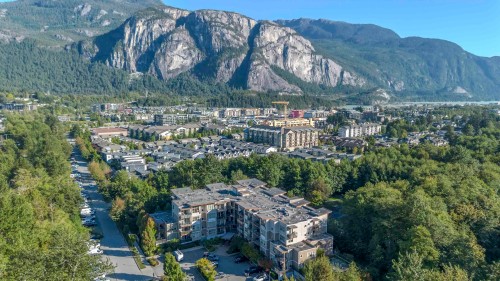 207-1150 Bailey Street  Squamish, BC V8B 0R4