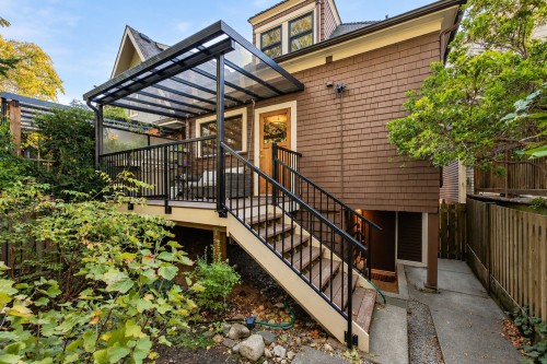 1761 4Th Avenue E, Vancouver, BC 