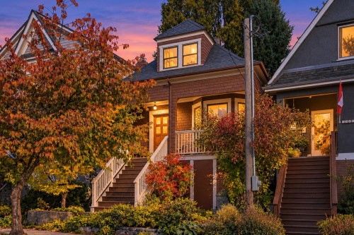 1761 4Th Avenue E, Vancouver, BC 