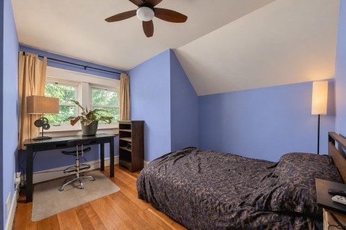 1761 4Th Avenue E, Vancouver, BC 