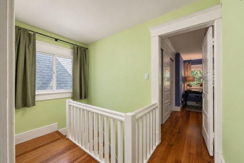 1761 4Th Avenue E, Vancouver, BC 