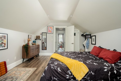 518 11Th Avenue E, Vancouver, BC 