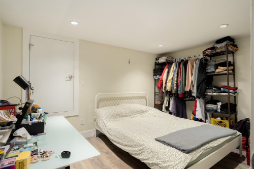 518 11Th Avenue E, Vancouver, BC 