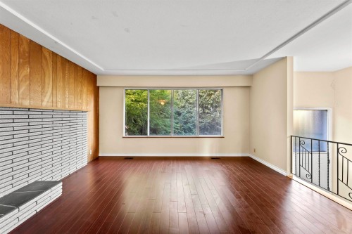 8975 Cook Crescent, Richmond, BC 