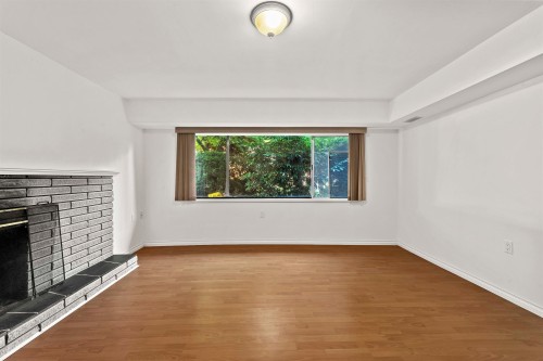 8975 Cook Crescent, Richmond, BC 