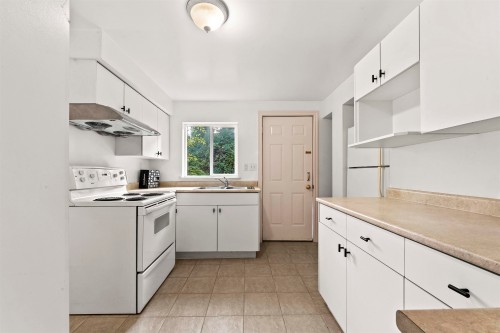 8975 Cook Crescent, Richmond, BC 