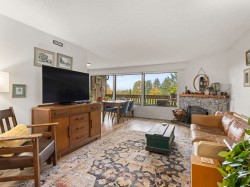 1185 Lillooet Road  North Vancouver, BC V7J 3H7