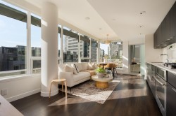 608-161 1st Avenue E Vancouver, BC V6A 0G1