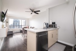 2505-1189 Howe Street  Vancouver, BC V6Z 2X4