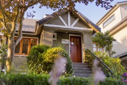 1955 8th Avenue E Vancouver, BC V5N 1T9