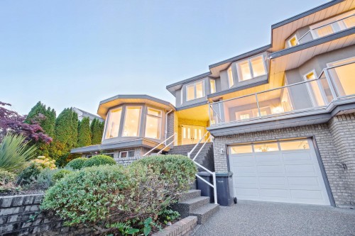 2260 Sicamous Avenue, Coquitlam, BC 