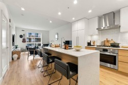 412-3131 Murray Street  Port Moody, BC V3H 0L9