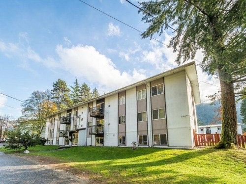 92-38179 Westway Avenue  Squamish, BC V8B 0Y4