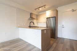 206-1012 Auckland Street New Westminster, BC V3M 0M3