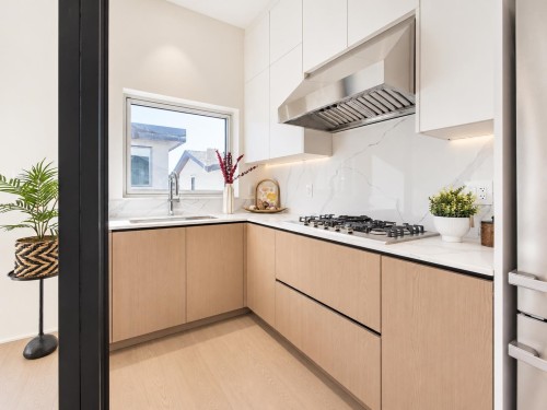 3930 33Rd Avenue W, Vancouver, BC 