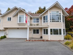 24-22555 116 Avenue  Maple Ridge, BC V2X 0S4