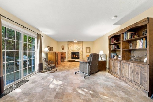 1117 Cornwall Drive, Port Coquitlam, BC 
