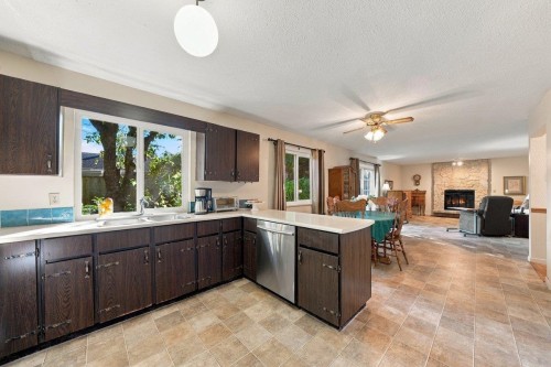 1117 Cornwall Drive, Port Coquitlam, BC 