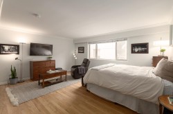 109-1940 Barclay Street  Vancouver, BC V6G 1L3