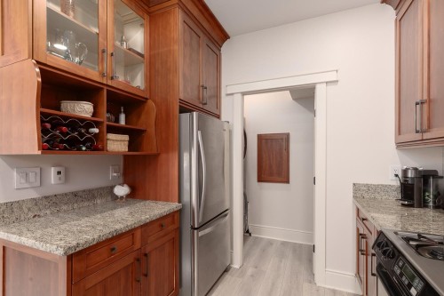 1976 12Th Avenue W, Vancouver, BC 