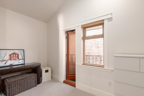 1976 12Th Avenue W, Vancouver, BC 
