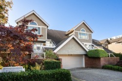 304-223 Keith Road E North Vancouver, BC V7L 1V4