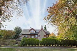 75 Slocan Street N Vancouver, BC V5K 3M1