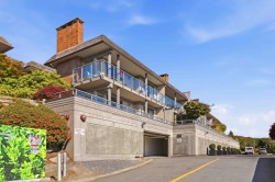 22-2214 Folkestone Way West Vancouver, BC V7S 2X7