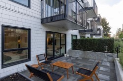 111-2235 Broadway E Vancouver, BC V5N 0J5