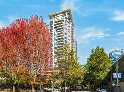 2105-977 Mainland Street Vancouver, BC V6B 1T2