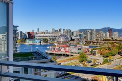 1711-1618 Quebec Street Street  Vancouver, BC V6A 0C5