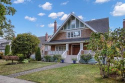 2982 32nd Avenue WVancouver, BC V6L 2B7