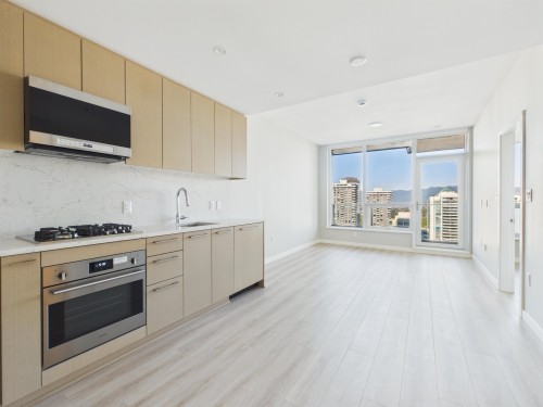 1804-5938 Olive Avenue  Burnaby, BC V5H 0M6