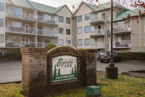 301-19236 Ford Road  Pitt Meadows, BC V3Y 2K1