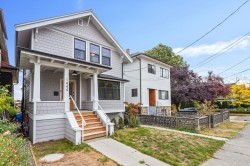 1444 Lakewood Drive Vancouver, BC V5L 4M8