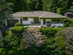68 Bonnymuir Drive West Vancouver, BC V7S 1L2