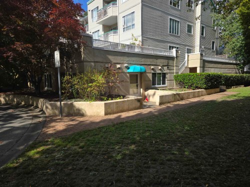 100-8655 Jones Road  Richmond, BC V6Y 3V7