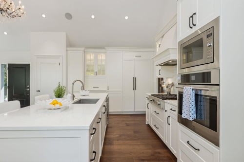 435 Macbeth Crescent, West Vancouver, BC 