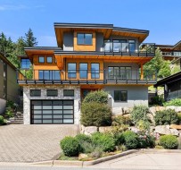2237 Windsail Place Squamish, BC V8B 0T6