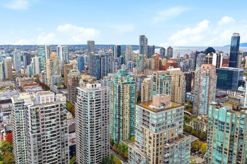 1803-939 Homer Street  Vancouver, BC V6B 2W6