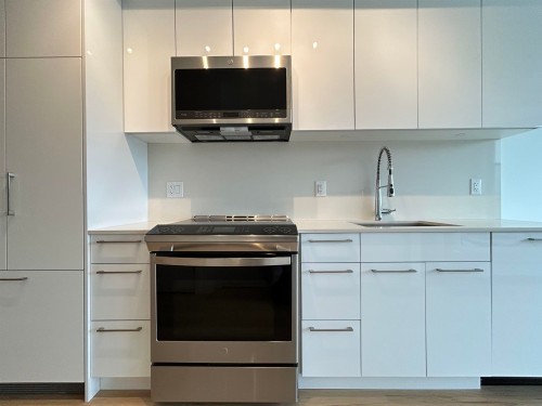 202-2446 Shaughnessy Street , Port Coquitlam, BC V3C 3E5 3