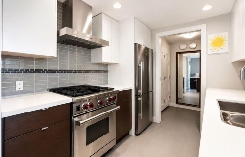455 Beach Crescent, Vancouver, BC 