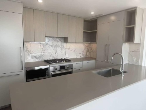 6468 Willingdon Avenue , Burnaby, BC V5H 0L3 2