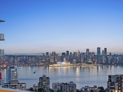1607-125 14th Street ENorth Vancouver, BC V7L 0E6