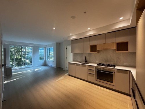 403-2015 St. Johns St  Bc , Port Moody, BC V3H 0N5 2