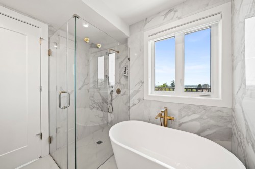 742 58Th Avenue E, Vancouver, BC 