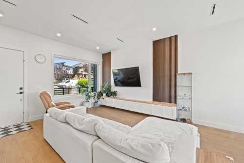 742 58Th Avenue E, Vancouver, BC 