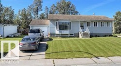 715 3 Avenue  Fox Creek, AB T0H 1P0